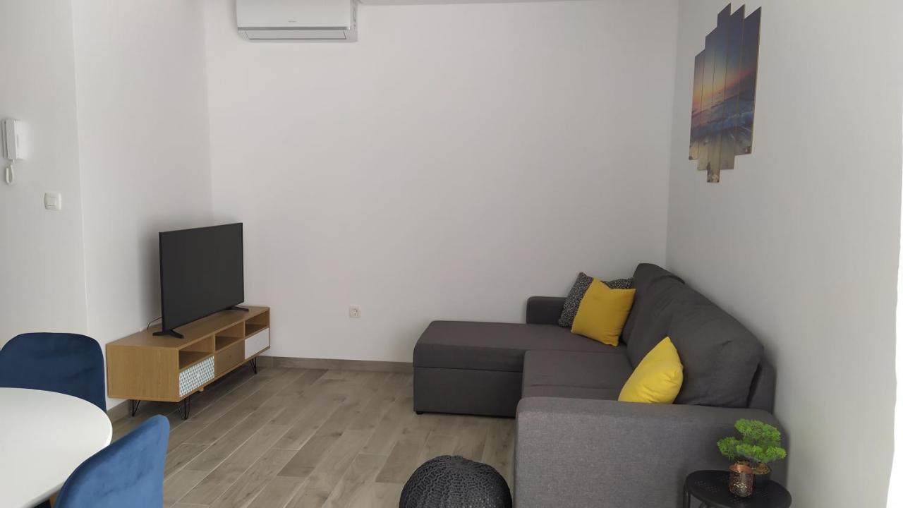 Urban Apartment Vukic Trogir Exterior foto
